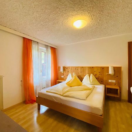 كاريزا آل لاغو Lake & River Hotel المظهر الخارجي الصورة